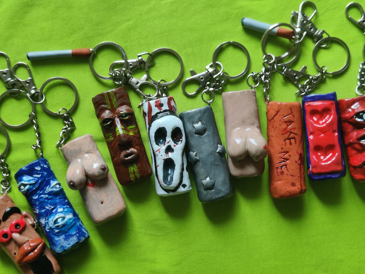 Ashtrays & Lighter Cases